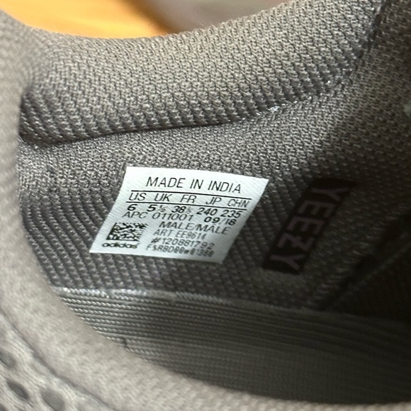 Yeezy Boost 70 Mauve Men’s Size 6 Sneakers - Picture 10 of 16